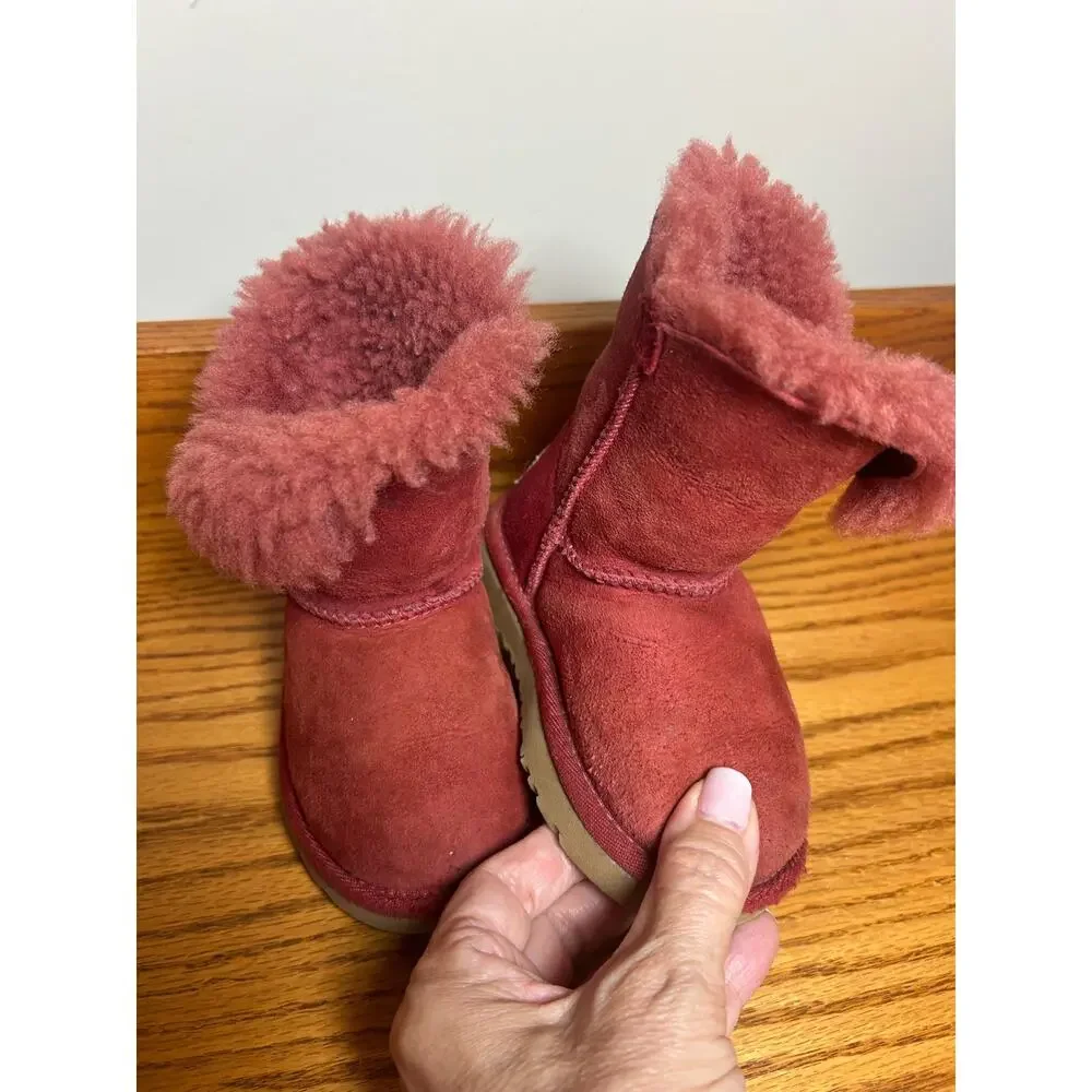 Ugg Classic Bailey Button Toddlers Kids Cranberry Suede Boot 5991T Size 6